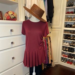 JCrew Women’s short sleeve Tunic T-shirt with side gathering.  Size Small.  NWT